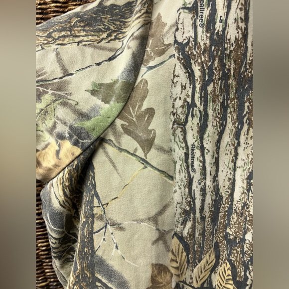 Duxbak- Mens Vintage‎ Realtree, 28-1/2” Pit to pit, Estimated size:2XL Jacket - Picture 11 of 12